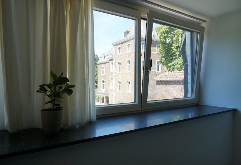 ホテル B&b Kasteel Nijswiller