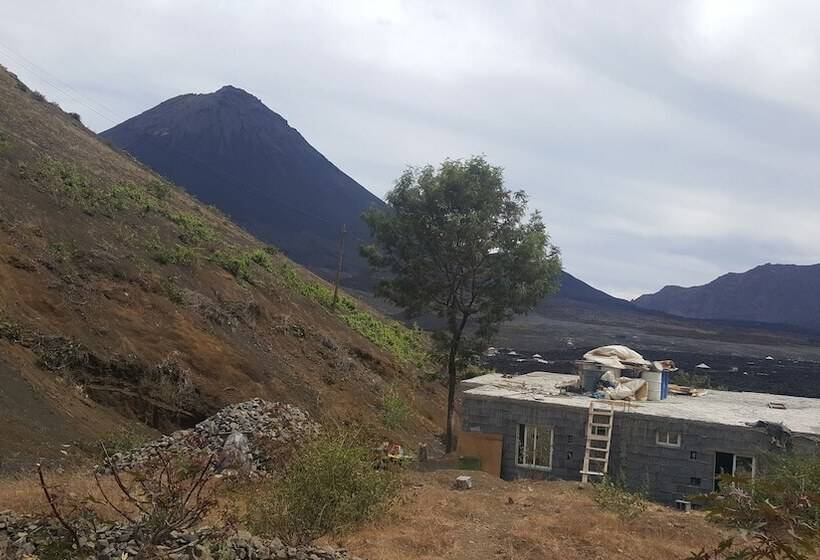 هتل Casa Monte Amarelo