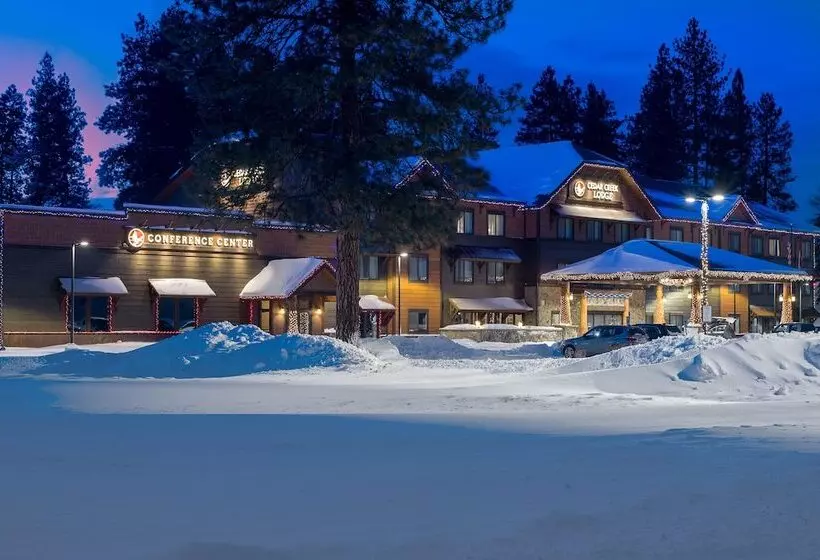 ホテル Cedar Creek Lodge & Conference Center