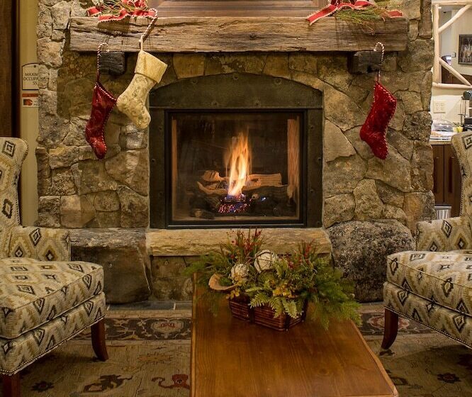 בית מלון כפרי Cedar Creek Lodge & Conference Center