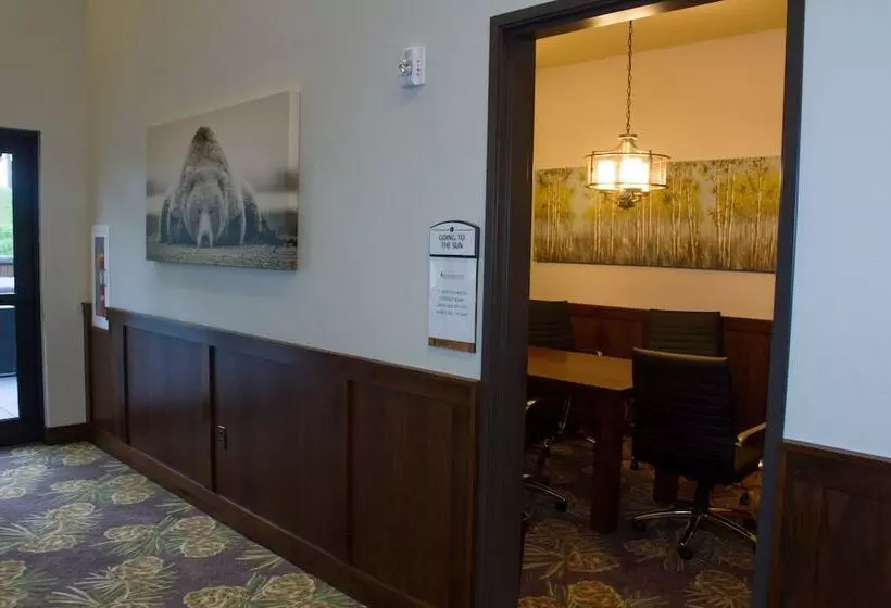 ホテル Cedar Creek Lodge & Conference Center