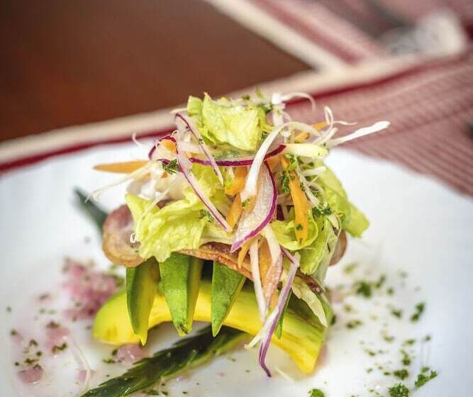 هتل Crater Lake Tented Camp And Game Sanctuary