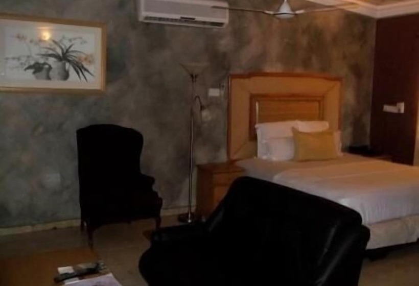 ホテル Golden Touch Executive