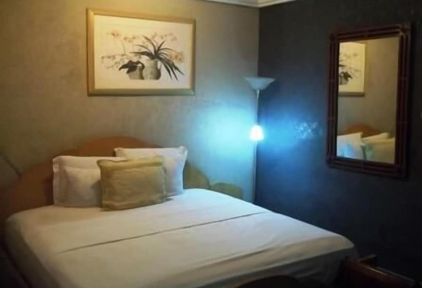 ホテル Golden Touch Executive