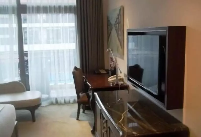 هتل Golden Touch Executive