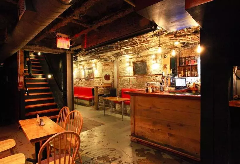 Hotelli Hi-toronto Hostel