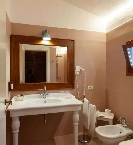 Nora Club Hotel & Spa