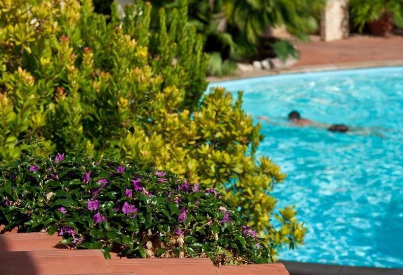 Nora Club Hotel & Spa