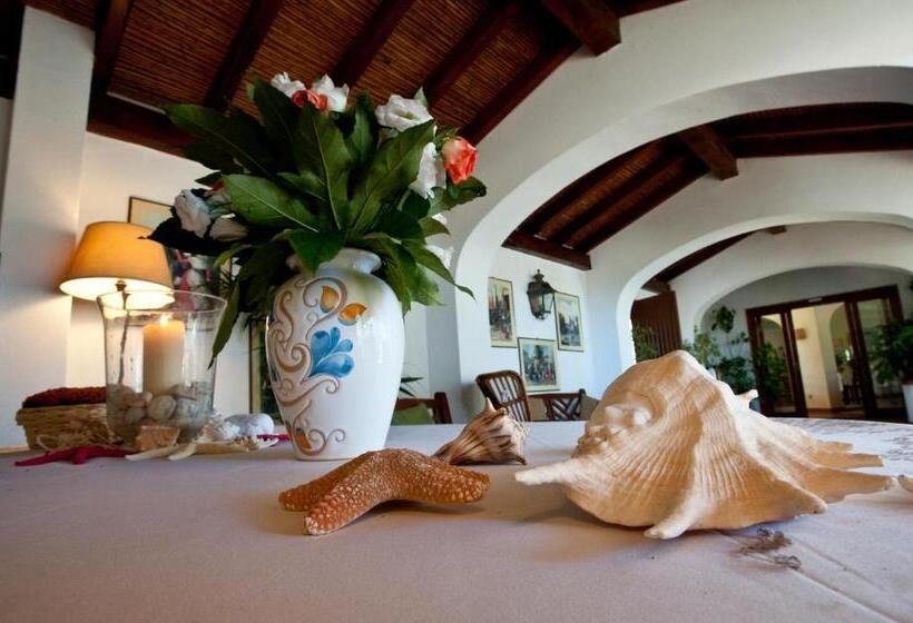 Nora Club Hotel & Spa