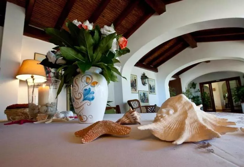 Nora Club Hotel & Spa