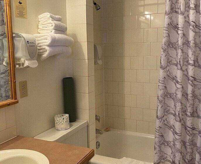 בית מלון כפרי Stork Nest Inn