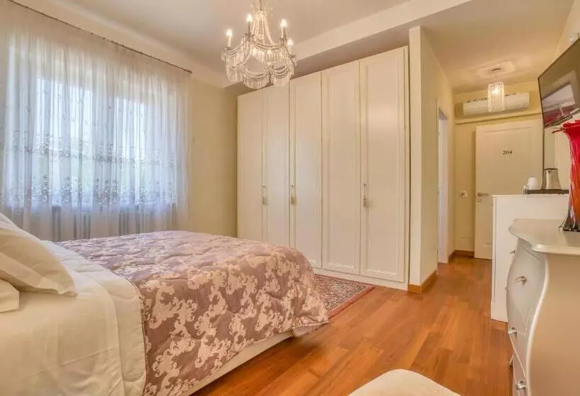 Hotel Villa De Santis