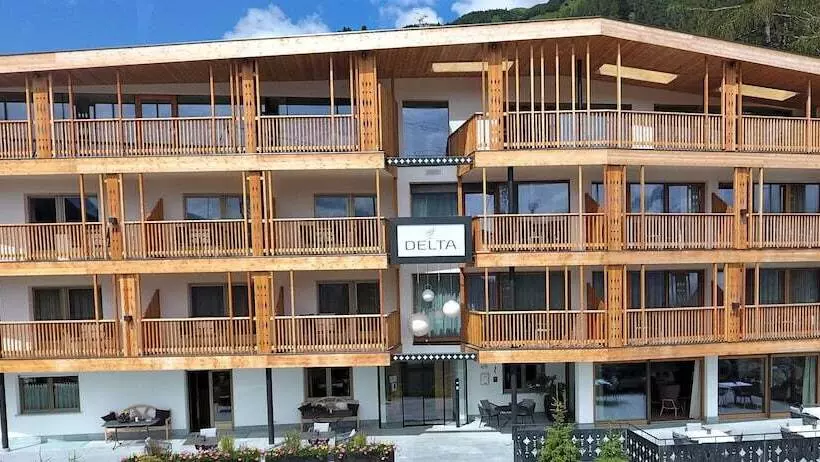 Nature Hotel Delta