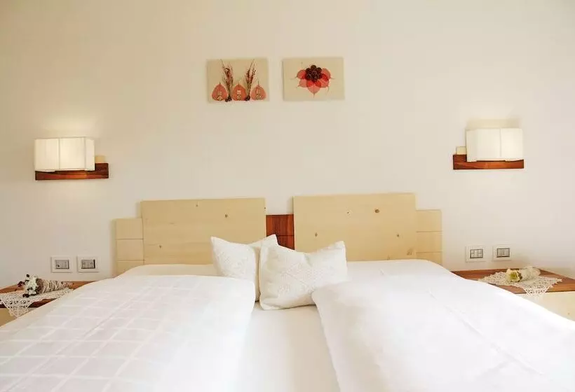 Nature Hotel Delta