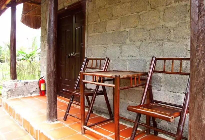 Whisper Nature Bungalow & Resort
