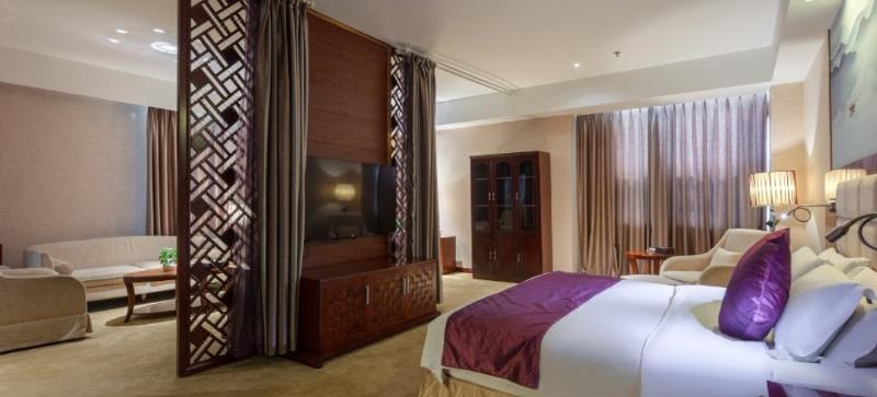 Отель Futang Zhongzhou International