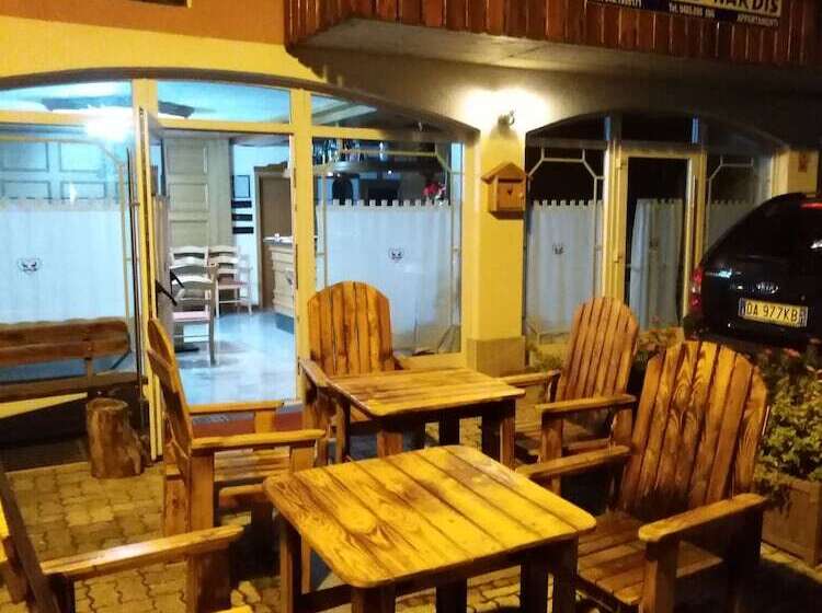 酒店 Garni Al Nardis