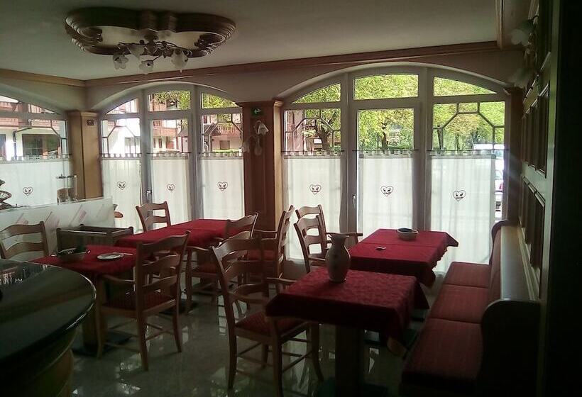 酒店 Garni Al Nardis