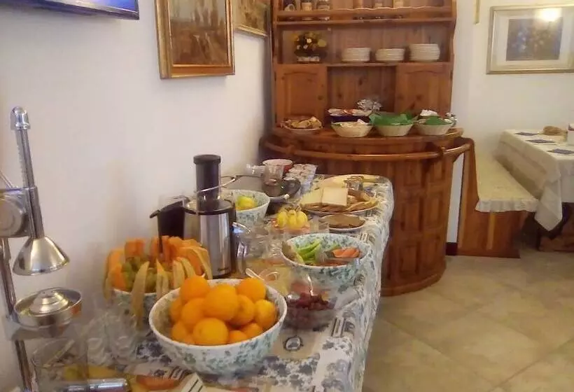 هتل Garni Al Nardis