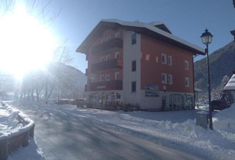 酒店 Garni Al Nardis