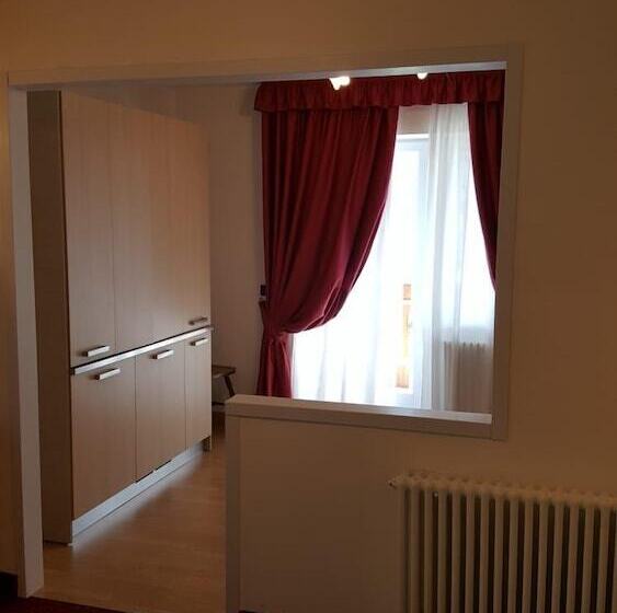 酒店 Garni Al Nardis