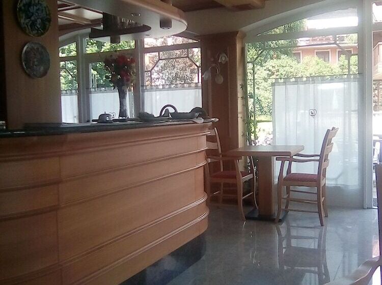 酒店 Garni Al Nardis