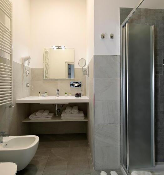 فندق Monza City Rooms & Studios