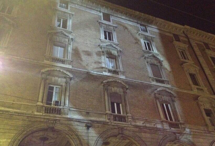 Otel Panorama Bologna Centro