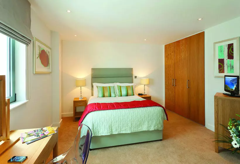 Hotelli Saco Bristol Broad Quay Apartment