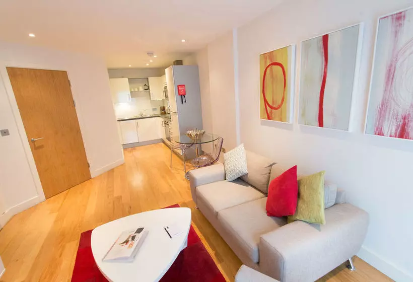 Hotelli Saco Bristol Broad Quay Apartment