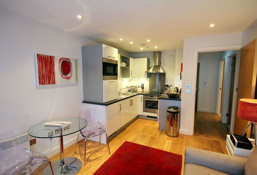 فندق Saco Bristol  Broad Quay Apartment