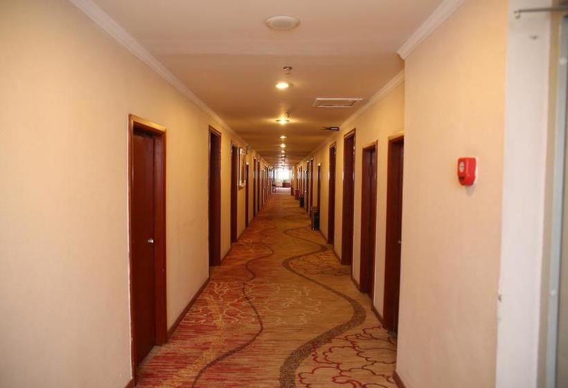 בית מלון כפרי Longhua Business