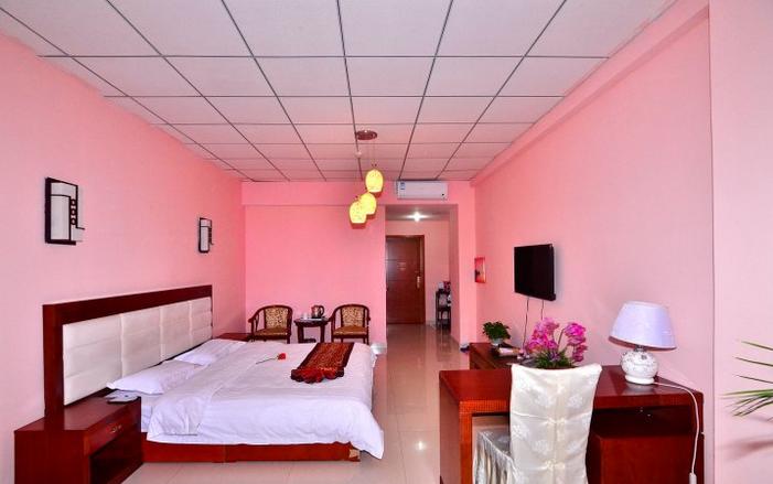 בית מלון כפרי Longhua Business