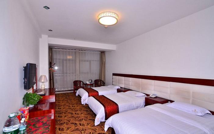 בית מלון כפרי Longhua Business