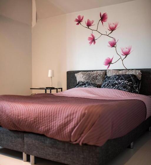 هتل B&b A Dream City Spa & Massages