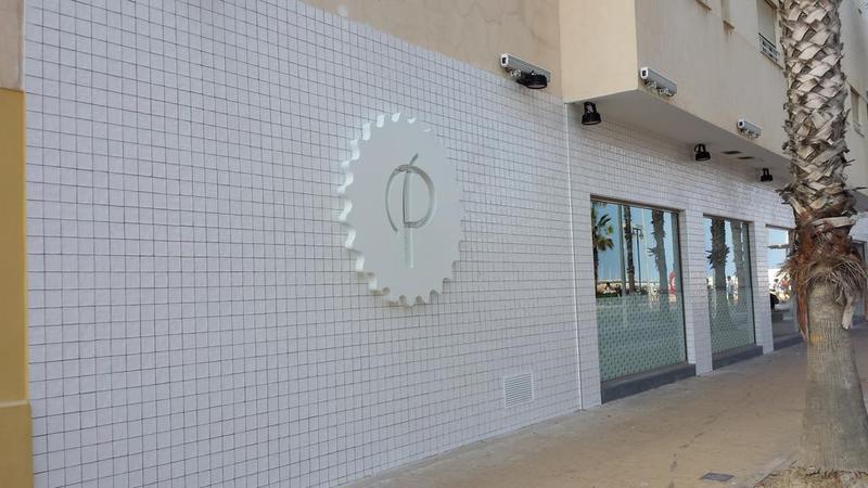 هتل Malvarrosa Beach Rooms