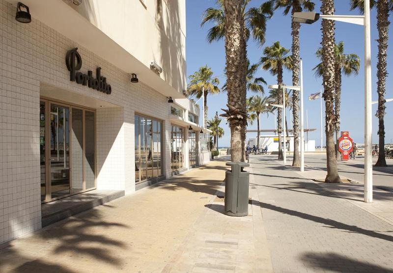 هتل Malvarrosa Beach Rooms