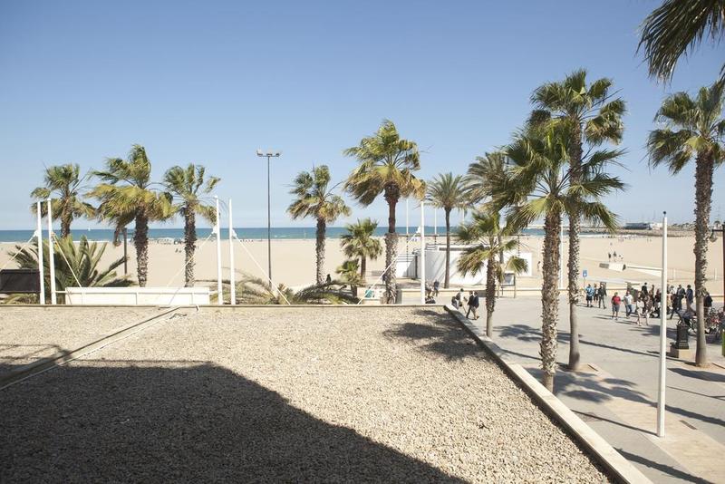 هتل Malvarrosa Beach Rooms