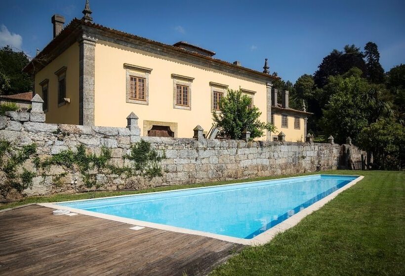 Отель Paço De S.cipriano