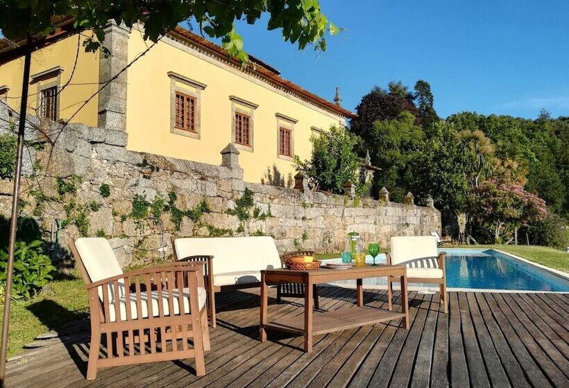 Отель Paço De S.cipriano