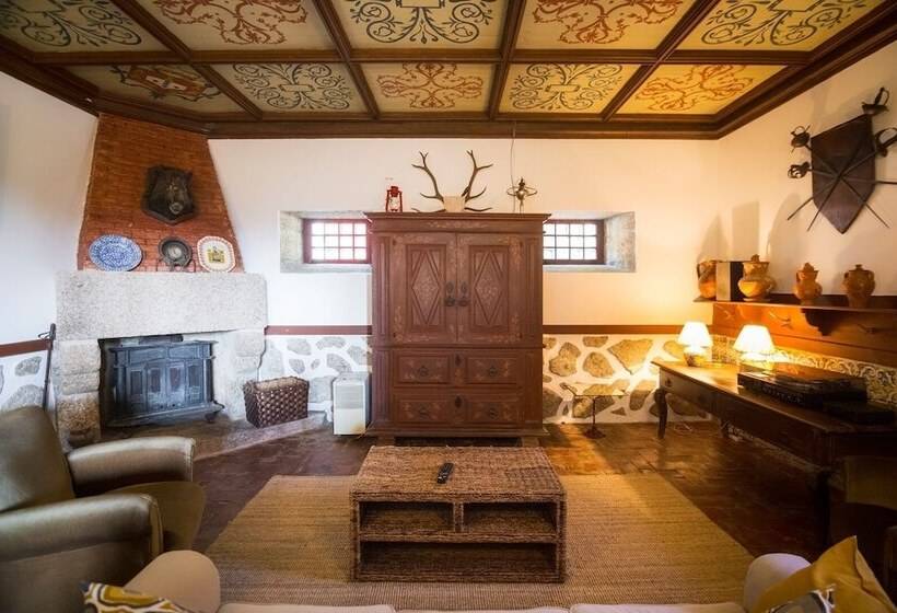 Отель Paço De S.cipriano