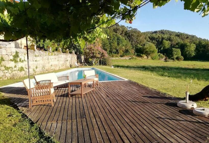 Отель Paço De S.cipriano