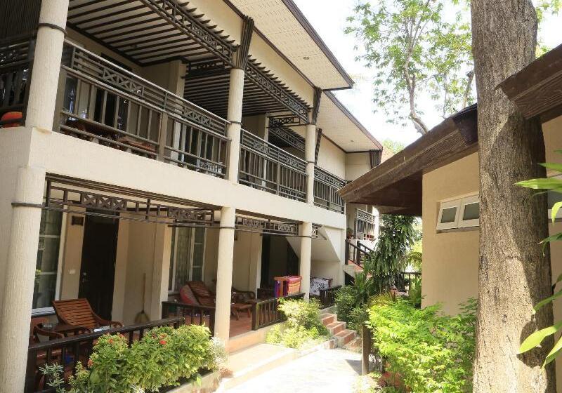 ホテル Samed Villa Resort