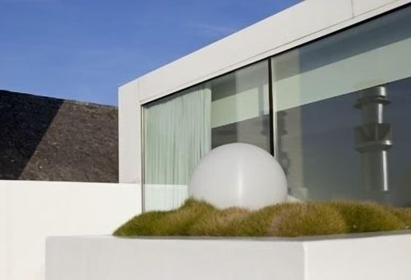 فندق The Red Spot