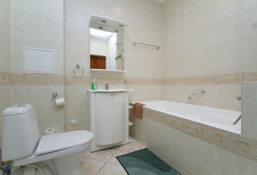 هتل Uavoyage Khreschatyk Apartments