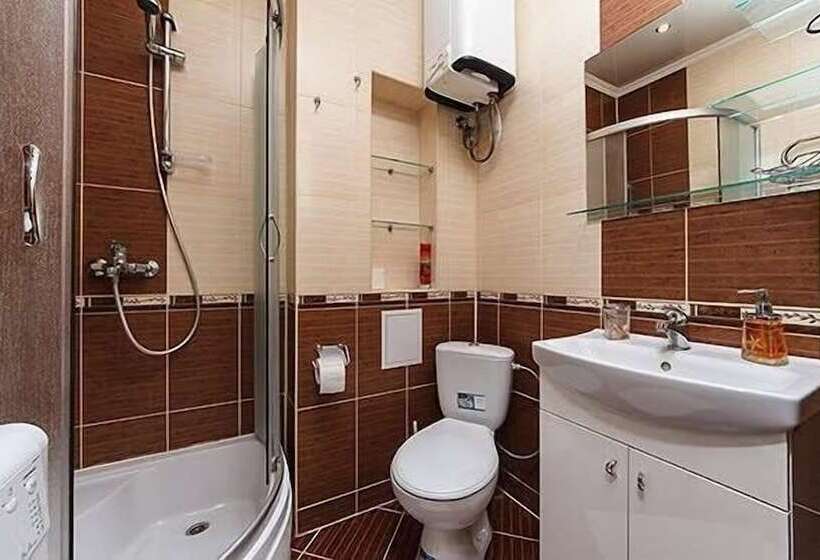 هتل Uavoyage Khreschatyk Apartments