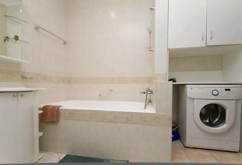 Hotelli Uavoyage Khreschatyk Apartments