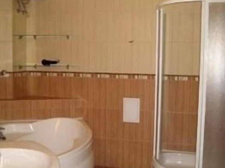 هتل Uavoyage Khreschatyk Apartments