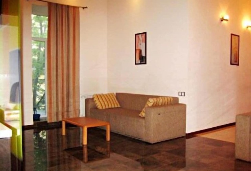 هتل Uavoyage Khreschatyk Apartments