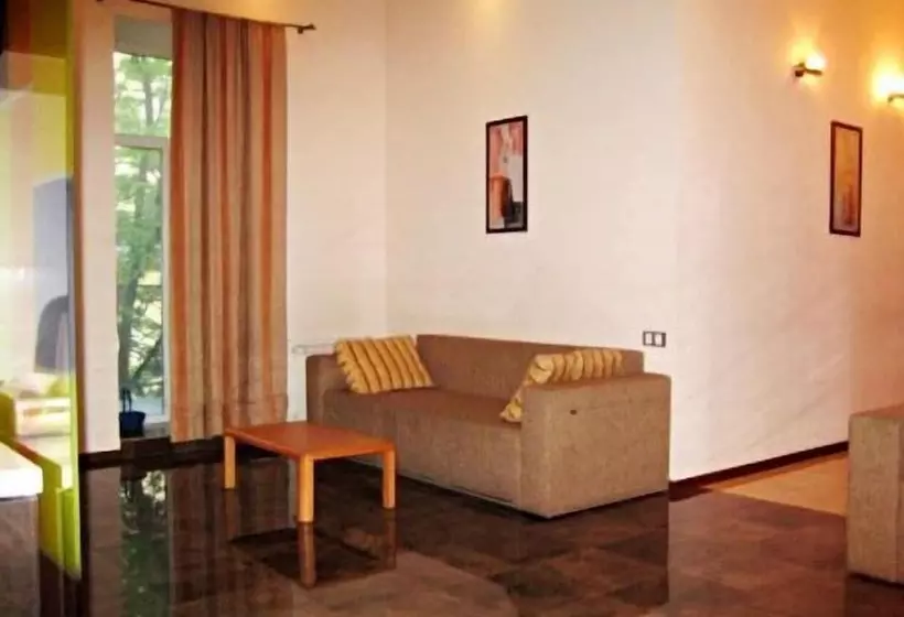 Hotelli Uavoyage Khreschatyk Apartments